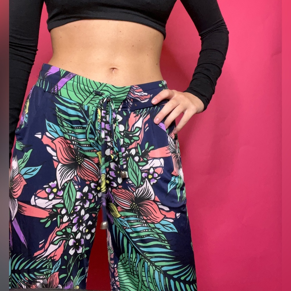 Loose pants